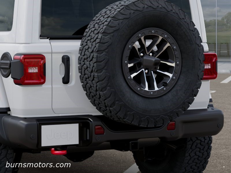 New 2026 Bright White Clear-Coat Exterior Paint Jeep Rubicon X 4-Door image 13
