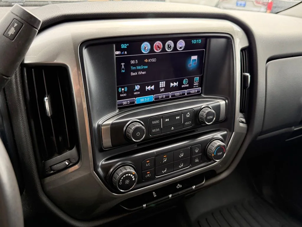 Used 2018 Graphite Metallic Chevrolet LT image 20