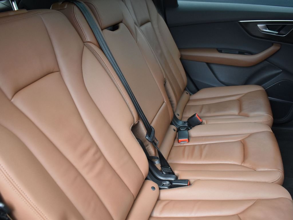 2022 AUDI Q7 - Image 29