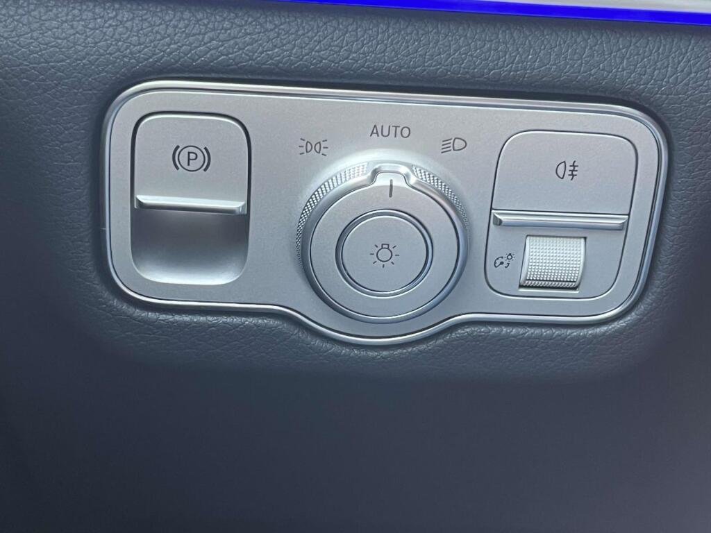 New 2026 2040/Black Mercedes-Benz GLE 350 image 25