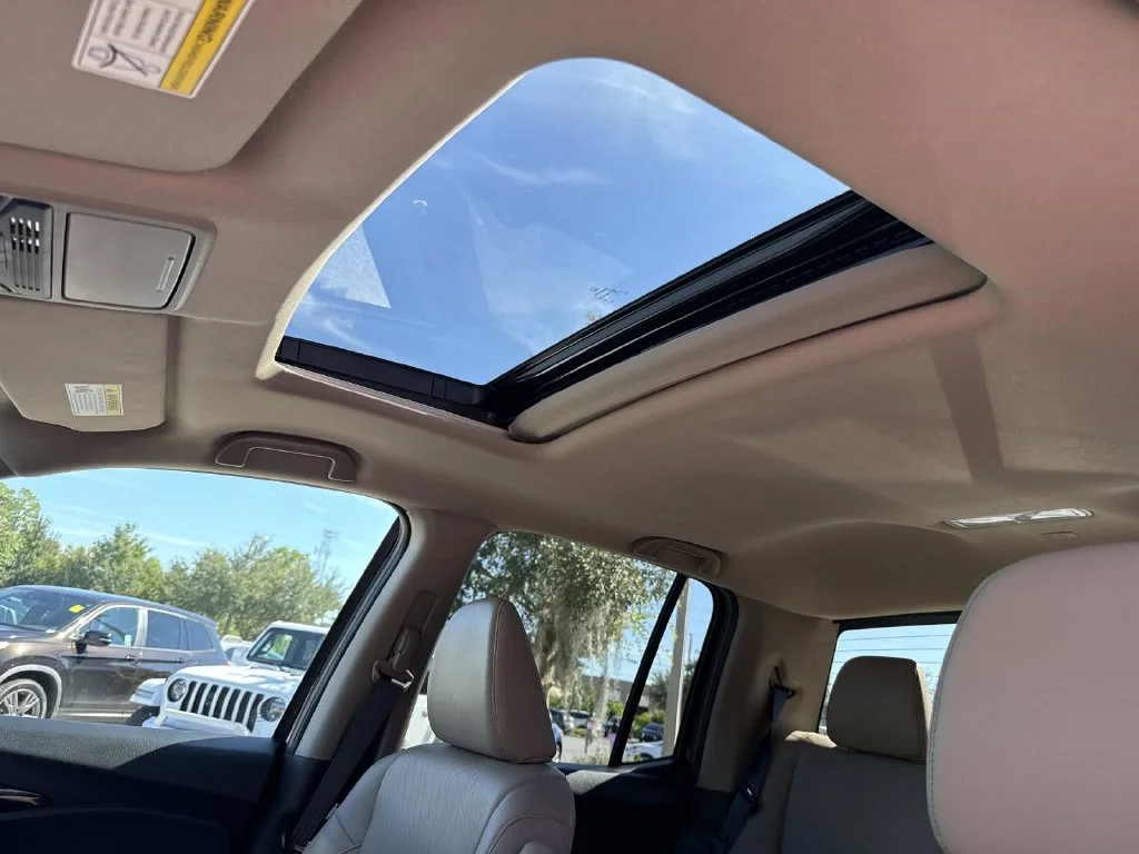 Used 2018  Honda RTL-E image 27