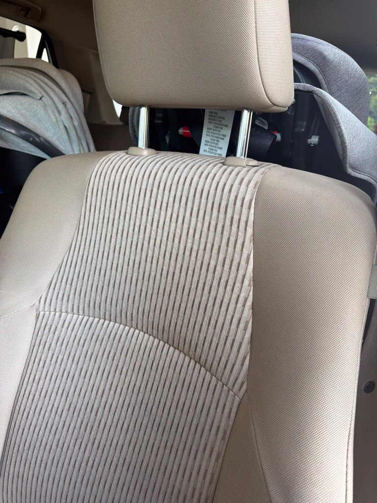 Used 2016 White Toyota  image 5