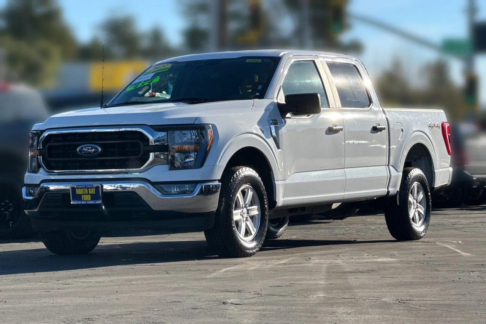 Used 2023 Oxford White Ford XLT image 31
