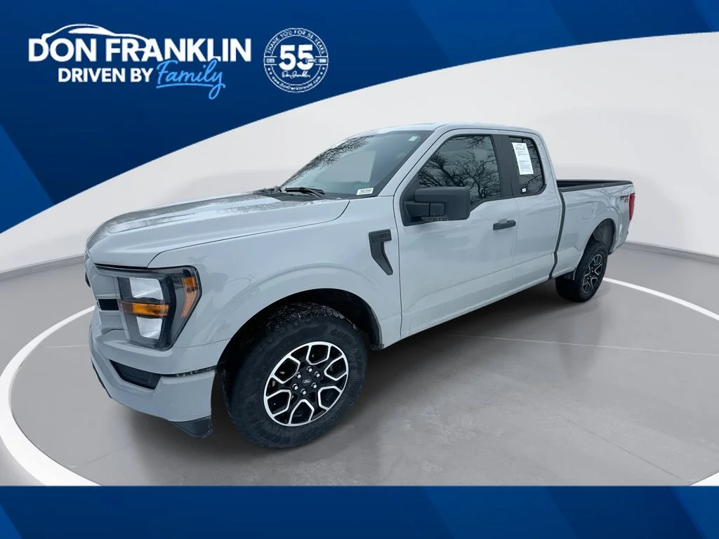 Used 2023 White Ford XL image 1
