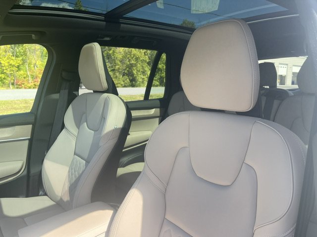 Used 2026 White Volvo Plus image 17