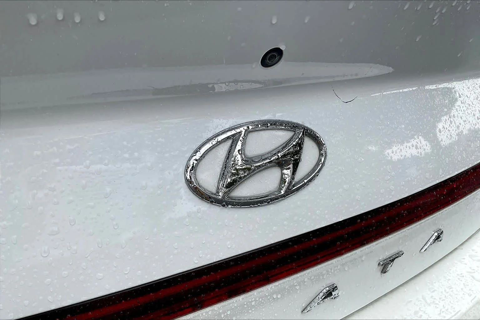 Used 2022 Quartz White Hyundai SEL image 30