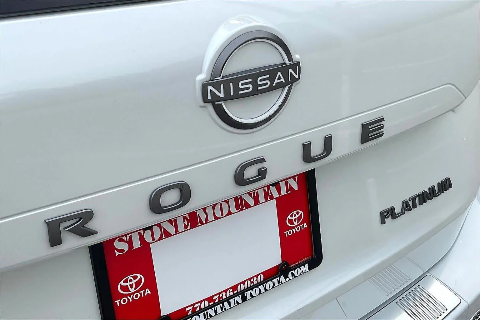 Used 2025 Everest White Pearl Nissan Platinum image 61