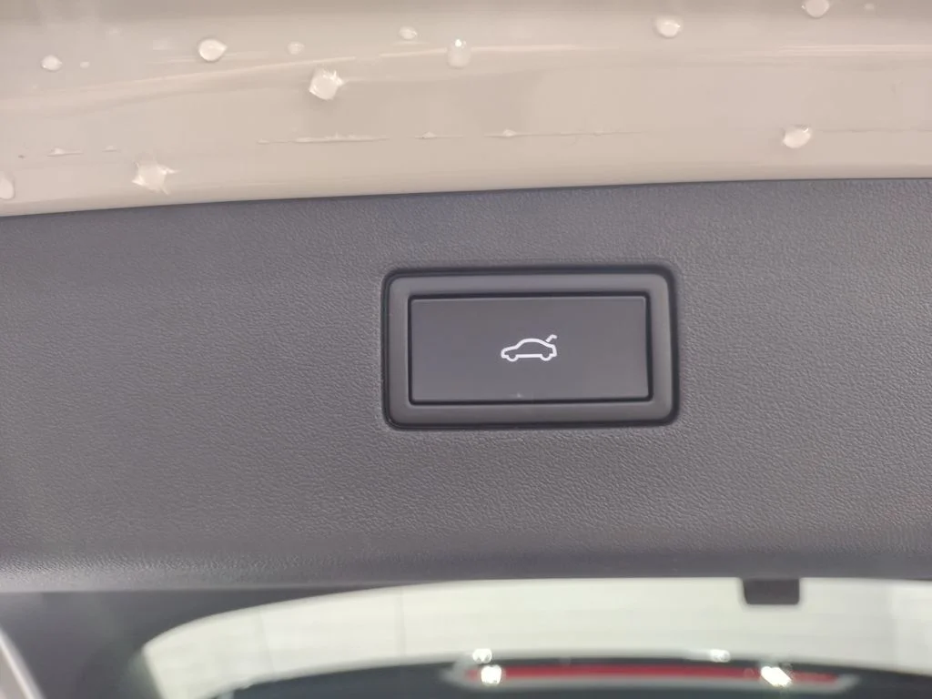 New 2026 Beige Volkswagen 2.0T SE R-Line Black image 16