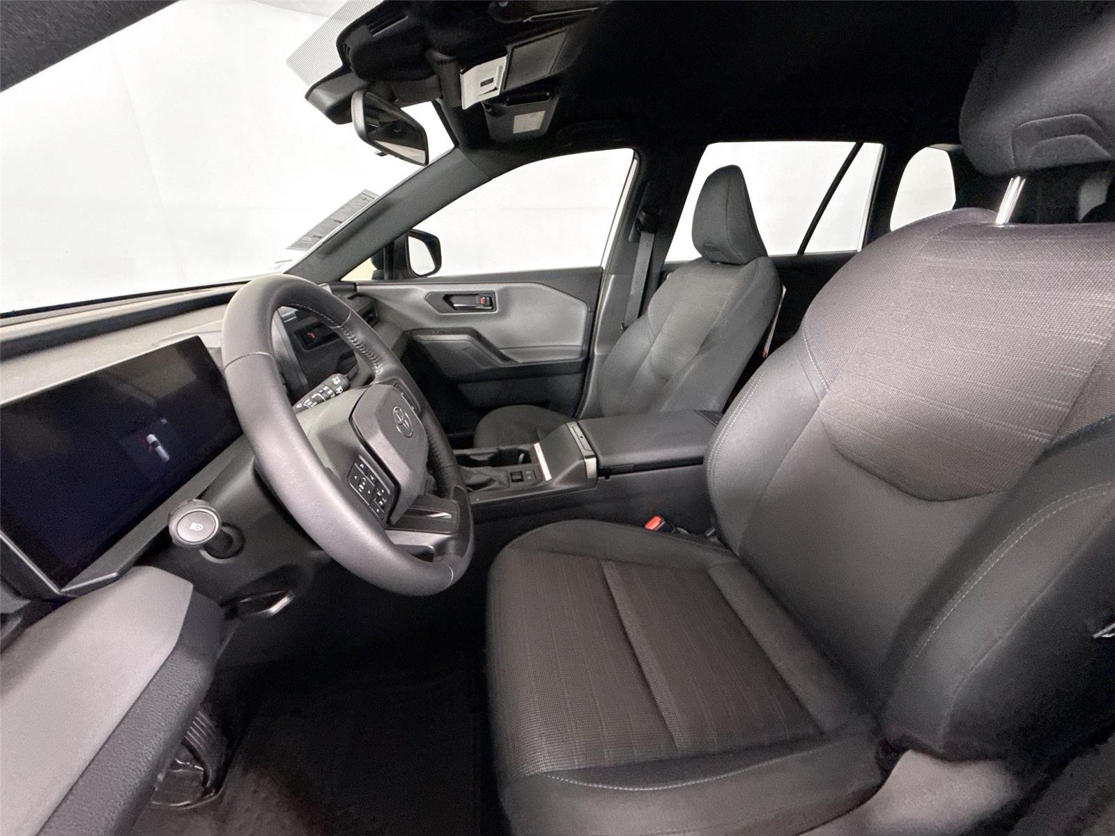 Certified Used 2026 Ice Cap Toyota SE image 3