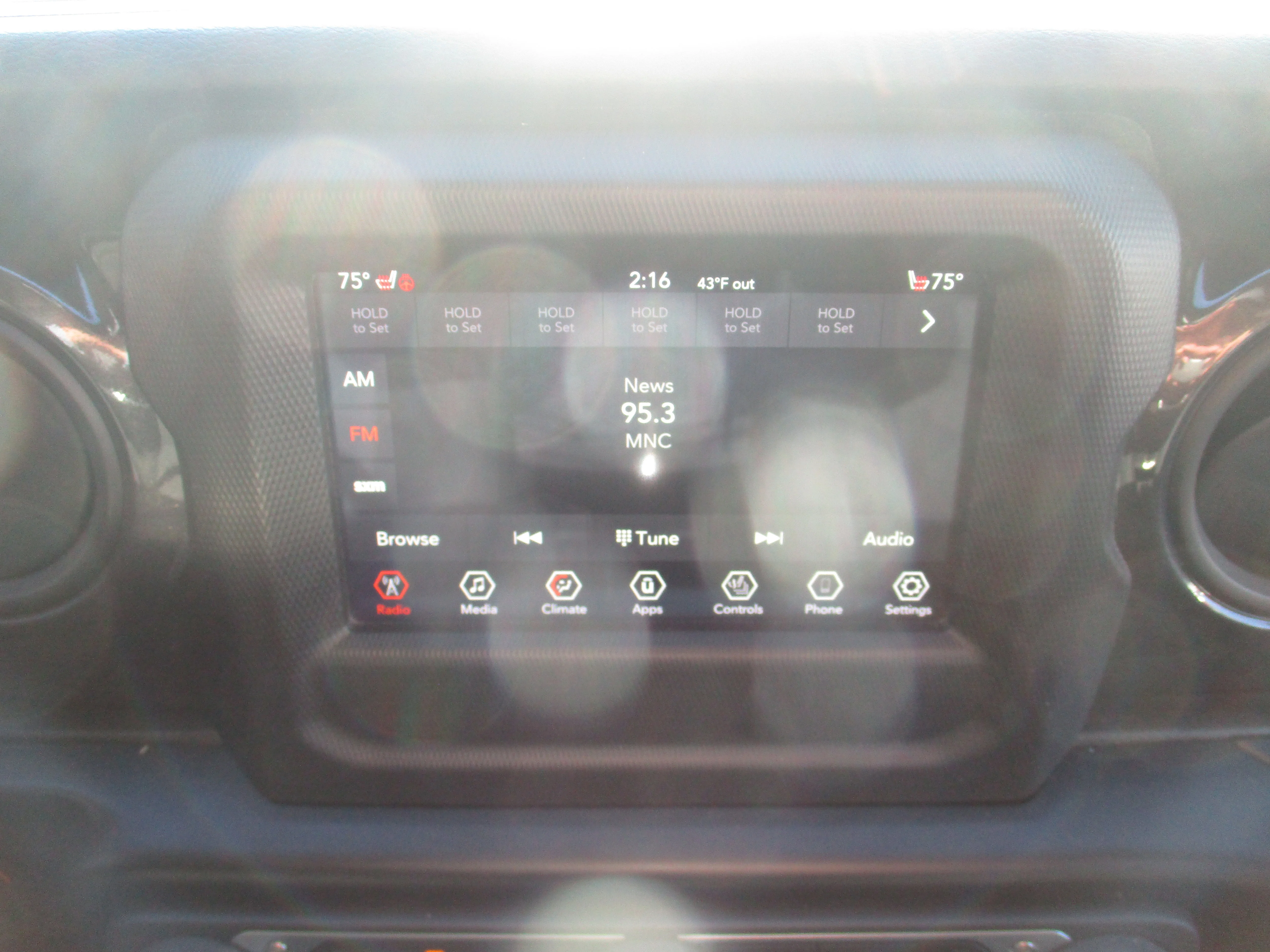 Used 2021 Snazzberry Pearlcoat Jeep Unlimited Sport Altitude image 39