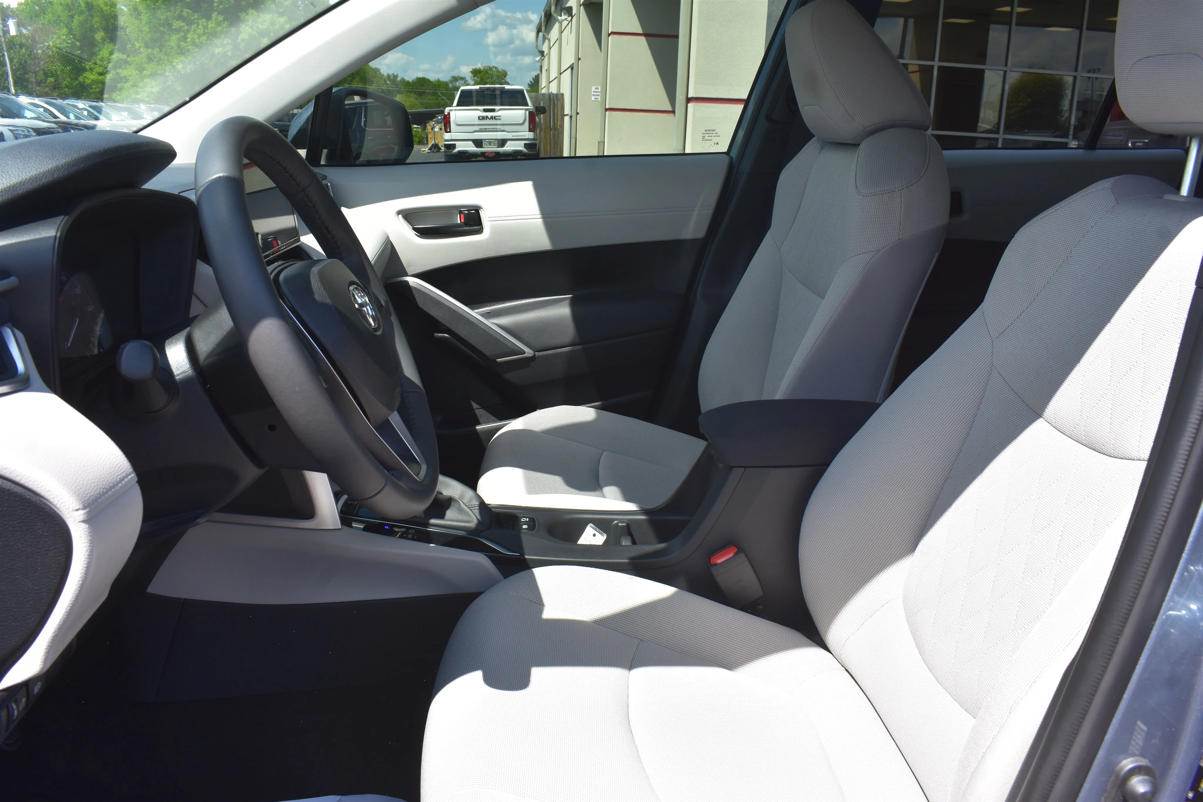 Used 2024  Toyota LE image 14