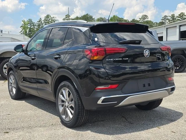 Used 2023 Black Buick Essence image 3