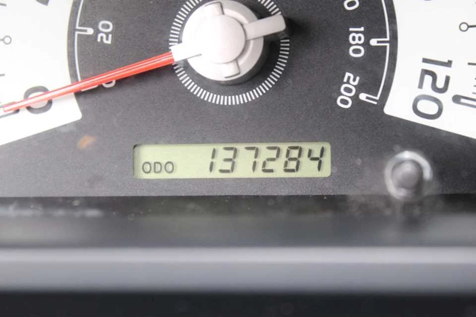 Used 2011 GRAY TOYOTA  image 23