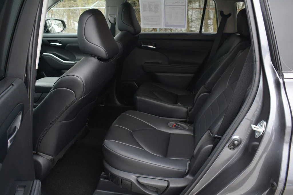2023 Toyota Highlander XLE - Photo 23