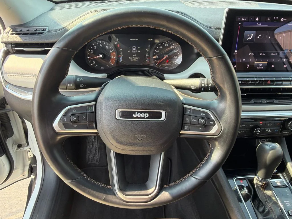 Used 2022 White Jeep Limited image 11