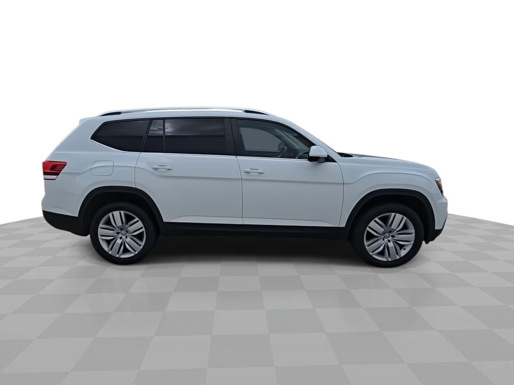 Used 2019 White Volkswagen 3.6L V6 SE image 9