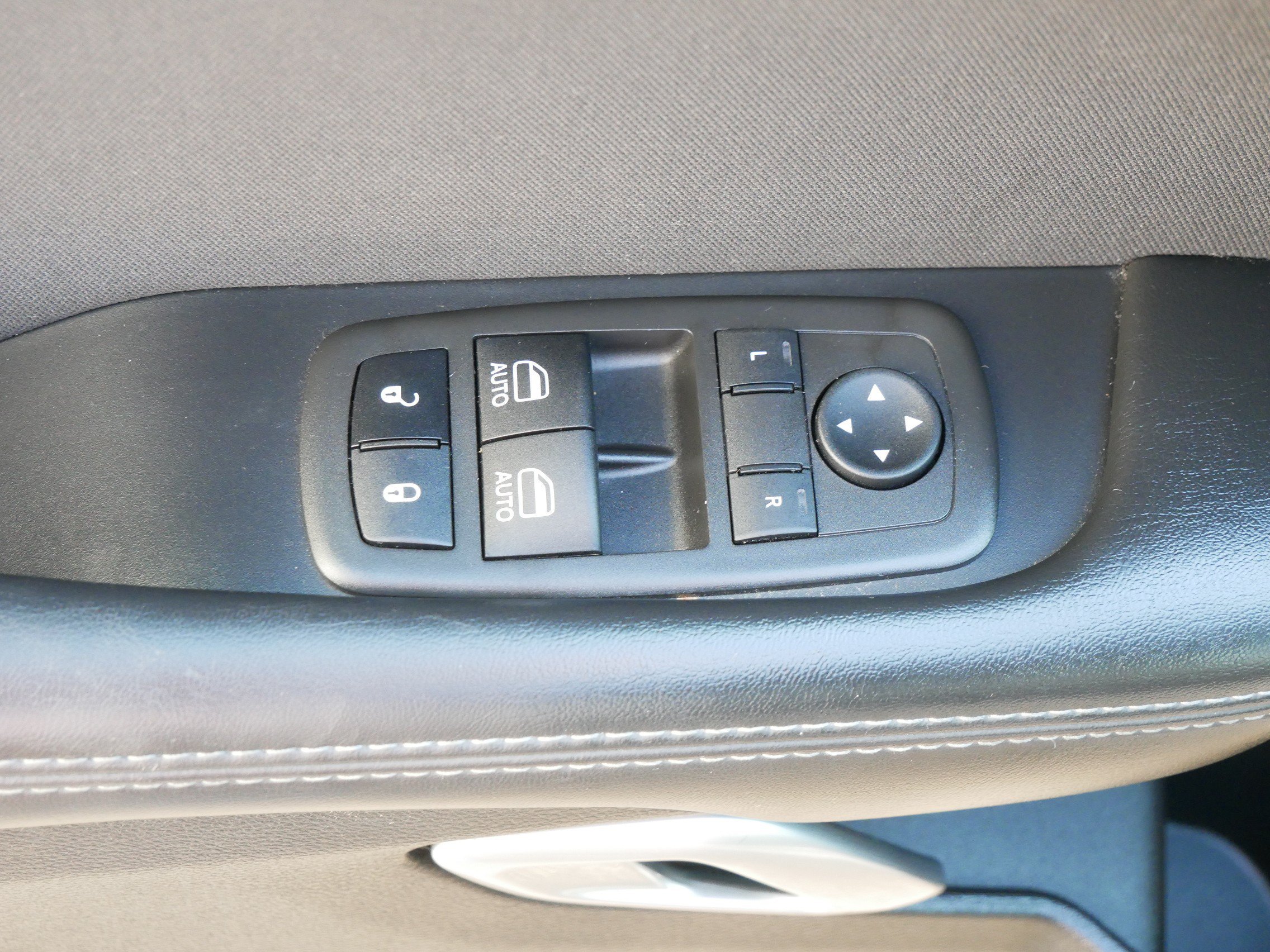 Used 2022 Triple Nickel Clearcoat Dodge R/T image 18