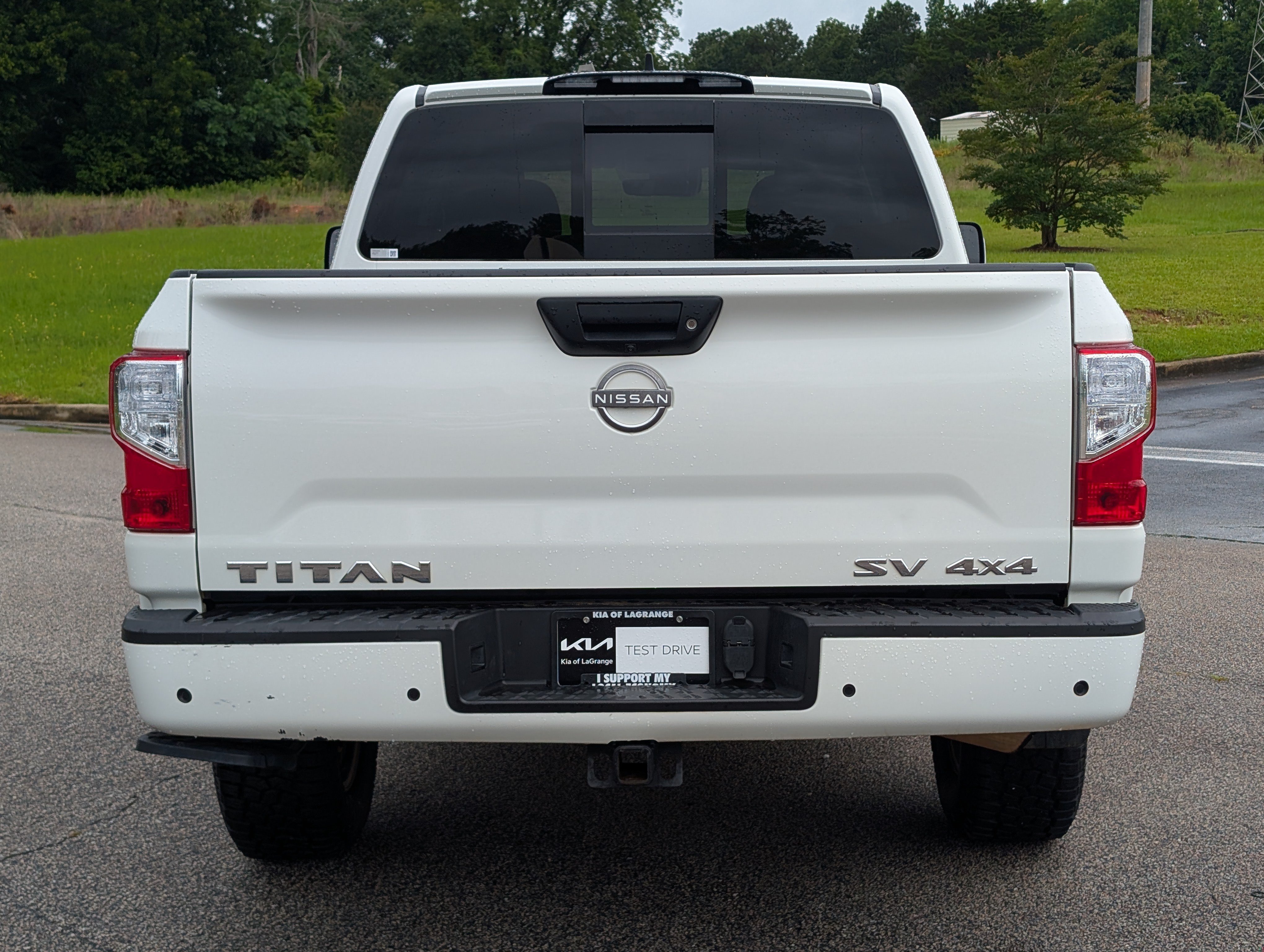 Used 2024 White Nissan SV image 8