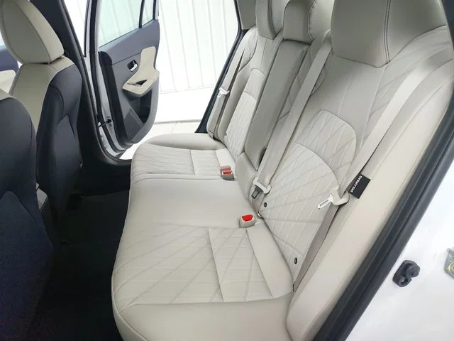 New 2026 White Nissan SL image 34