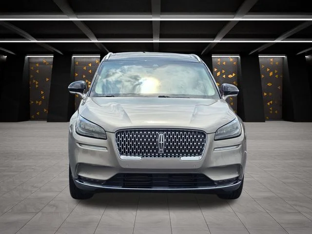 Used 2021 Mocha Lincoln Reserve image 2