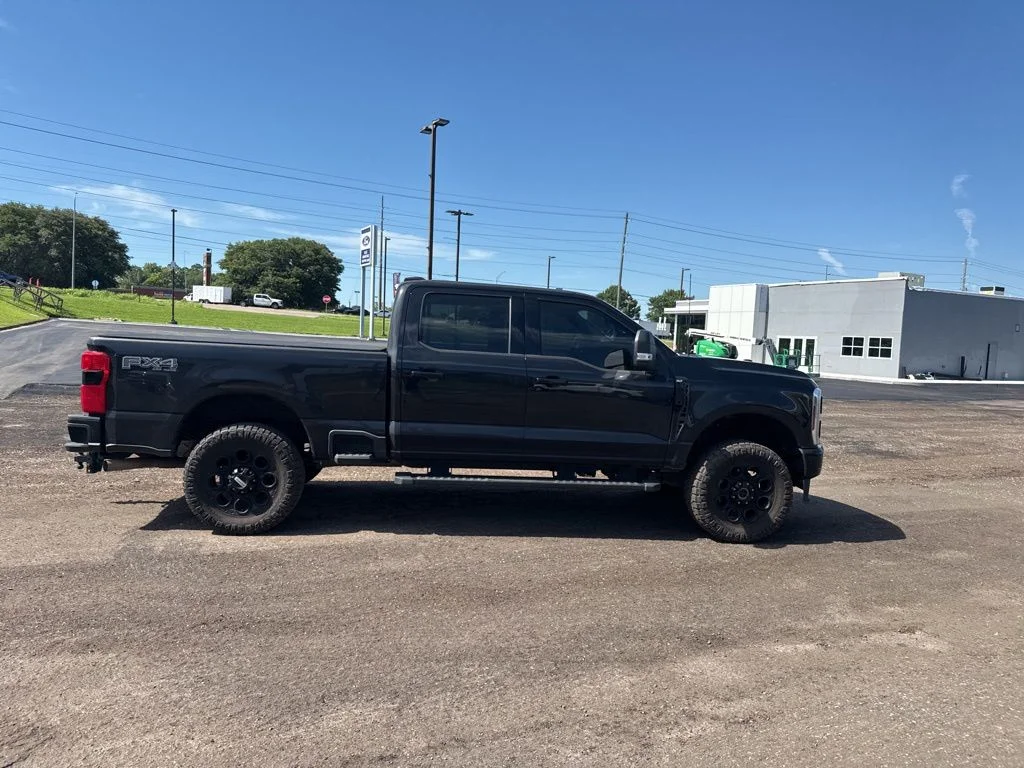 Used 2024 Black Ford XLT image 14