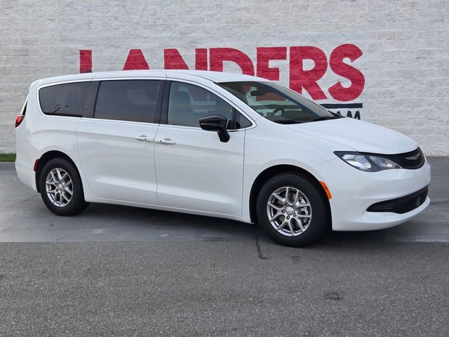 2027 Chrysler Pacifica LX
