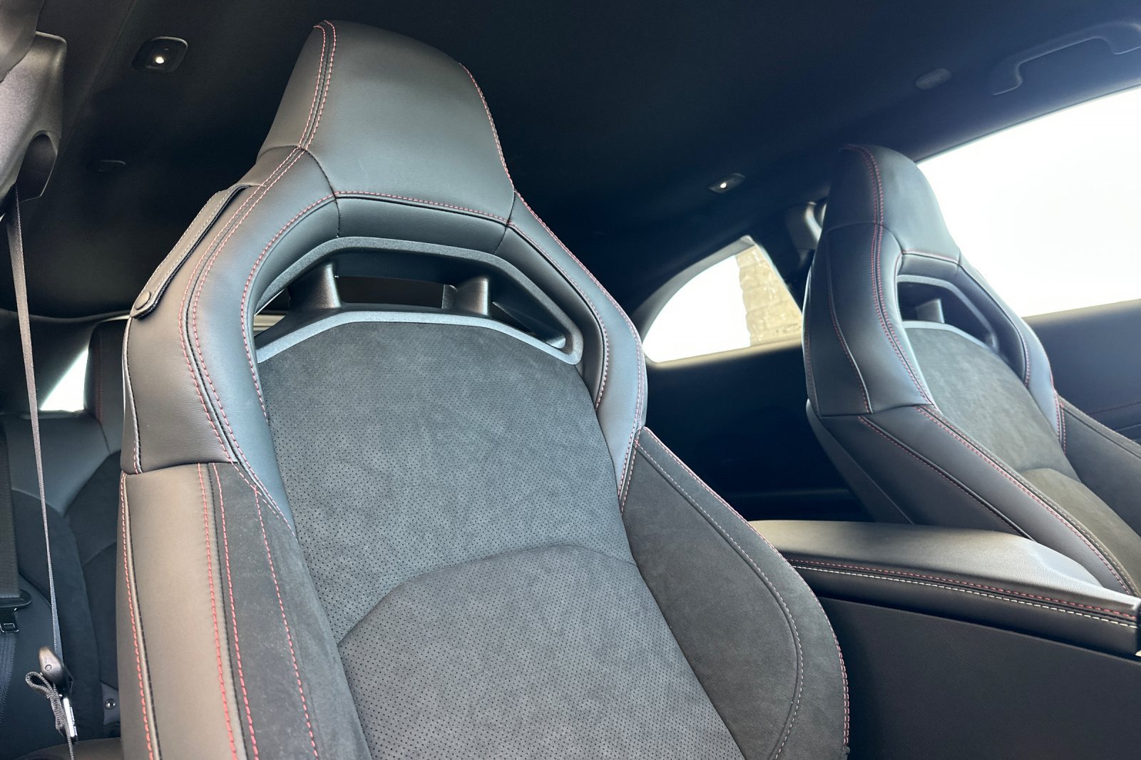 New 2025 Diamond Black Crystal Pearlcoat Dodge  image 14