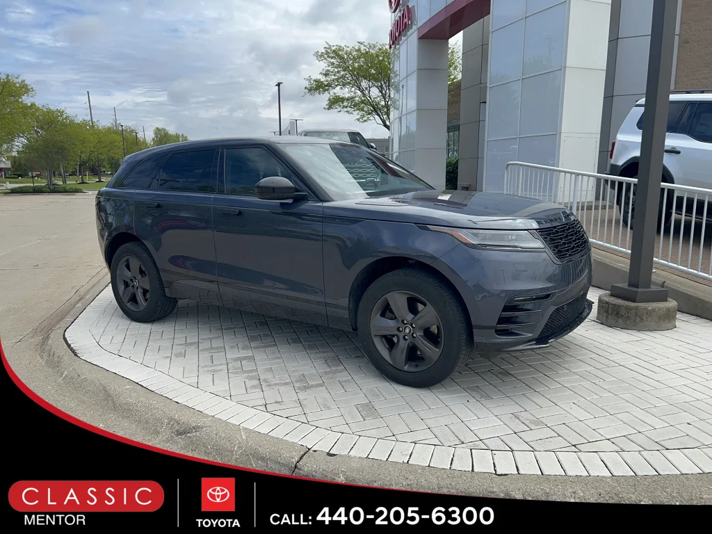 2025 Land Rover Range Rover Velar P250 Dynamic SE's photo