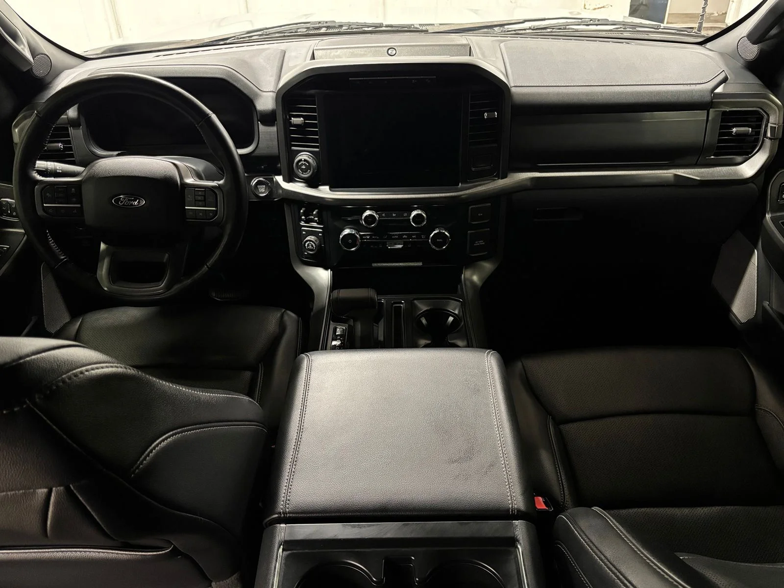 Used 2024 White Ford Lariat image 13