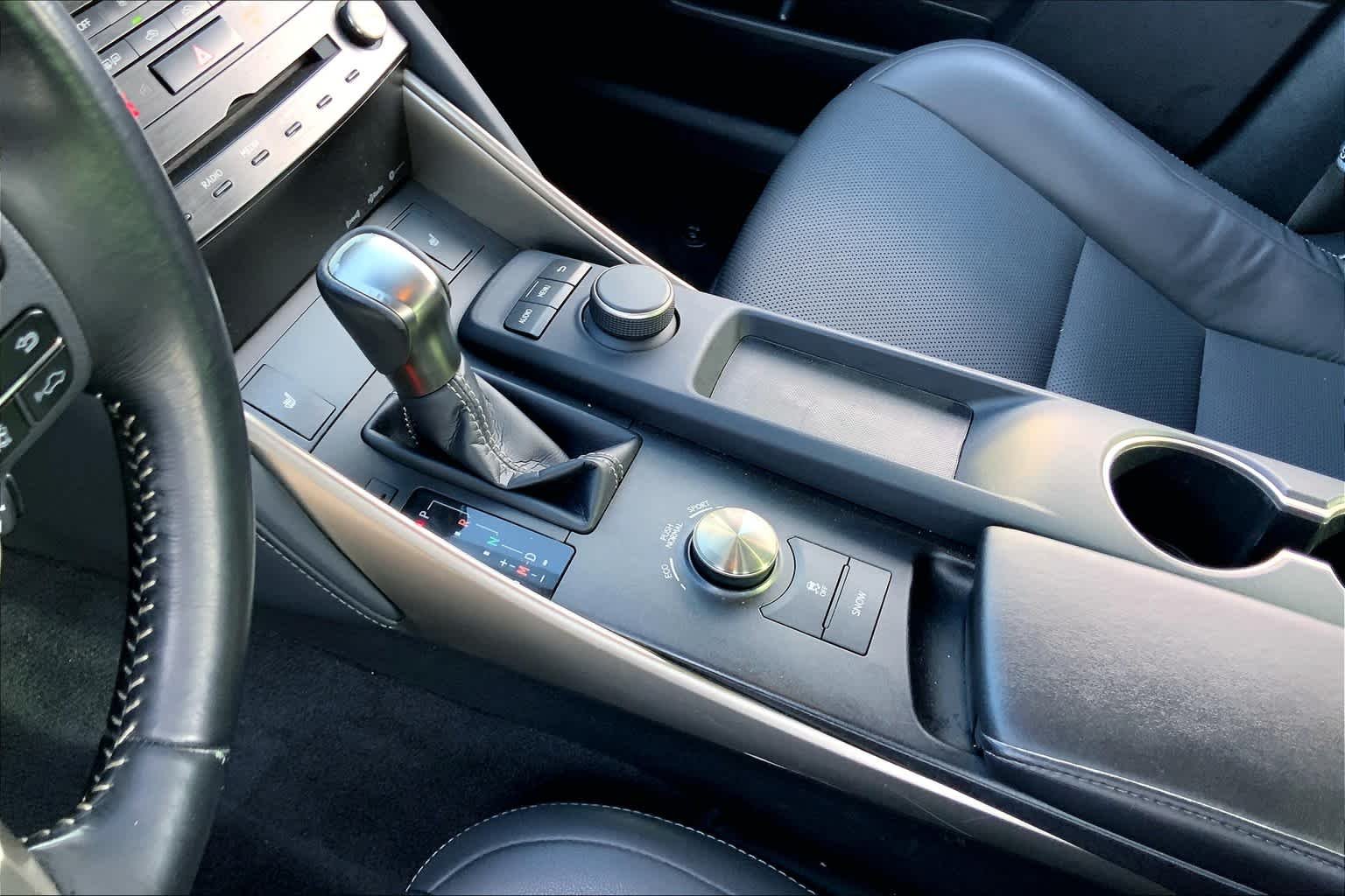 Used 2018 Nebula Gray Pearl Lexus  image 16