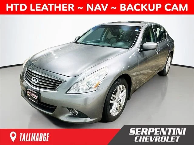 2015 INFINITI Q40 3.7 AWD's photo