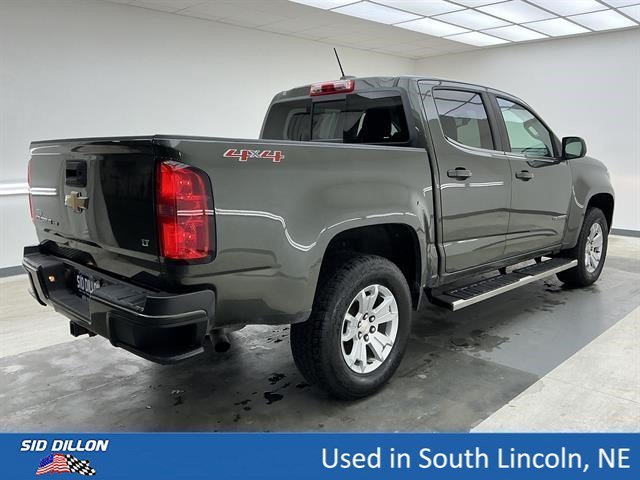 Used 2018 DEEPWOOD GREEN METALLIC Chevrolet 4WD LT image 4