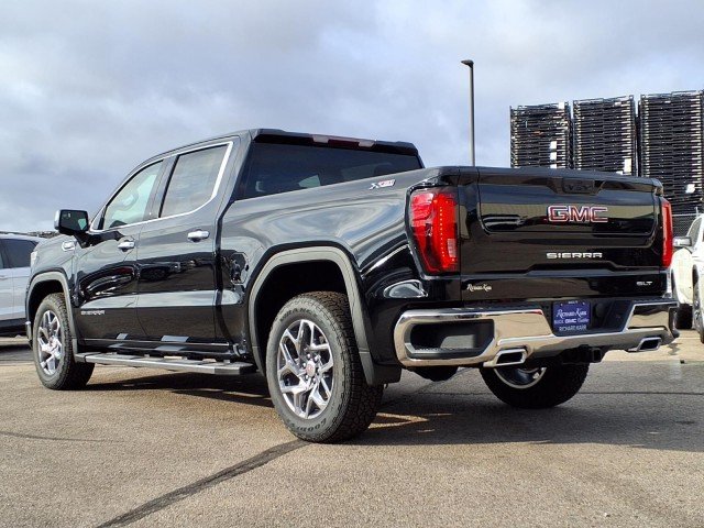 New 2026 Onyx Black GMC SLT image 5