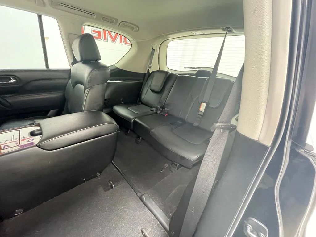 Used 2019 Black INFINITI LUXE image 12