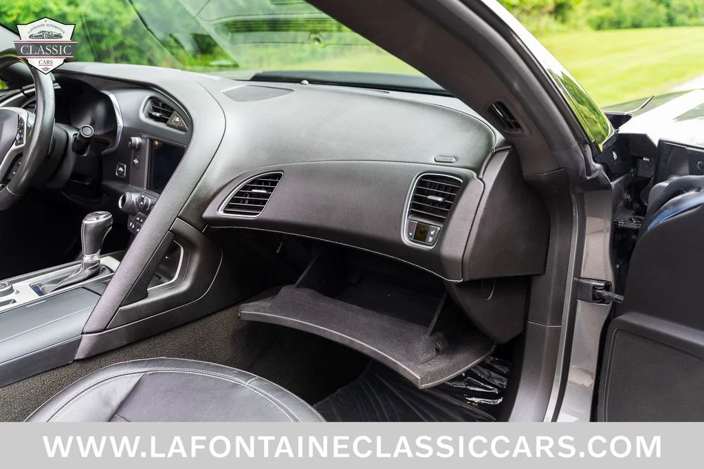 Used 2015 Gray Chevrolet Z06 image 60