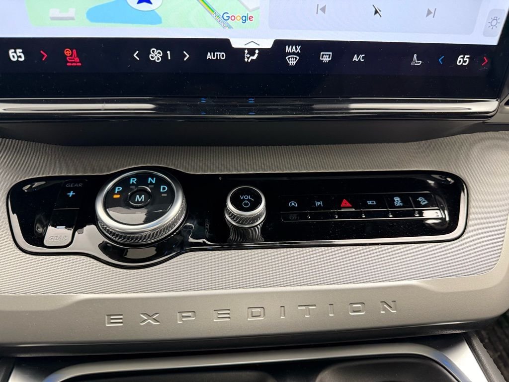New 2026 Star White Metallic Tri-Coat Ford Active image 34