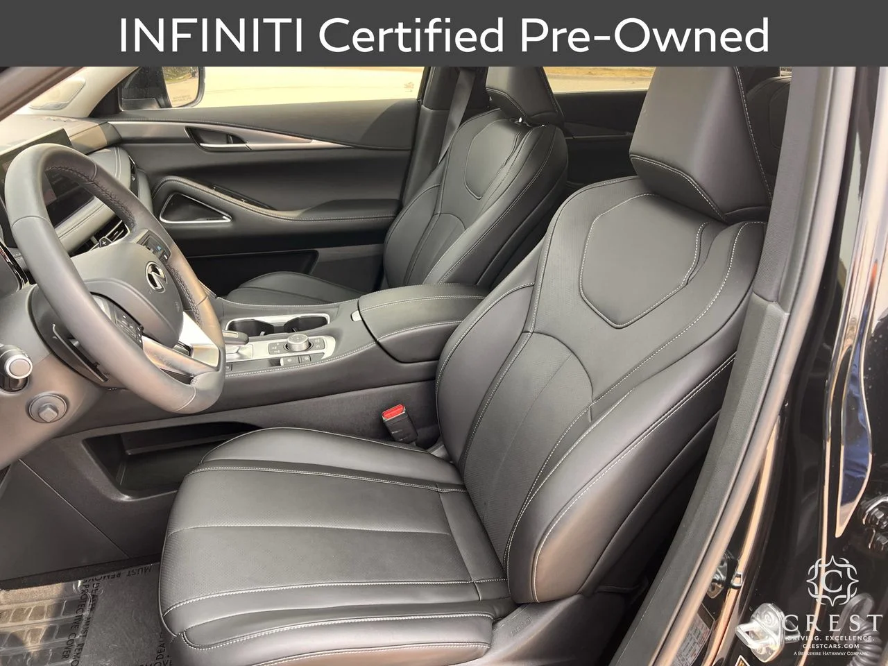 Certified Used 2026 Mineral Black INFINITI LUXE image 25
