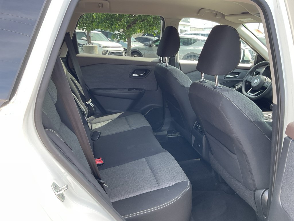 Used 2021 Pearl White Tricoat Nissan SV image 13