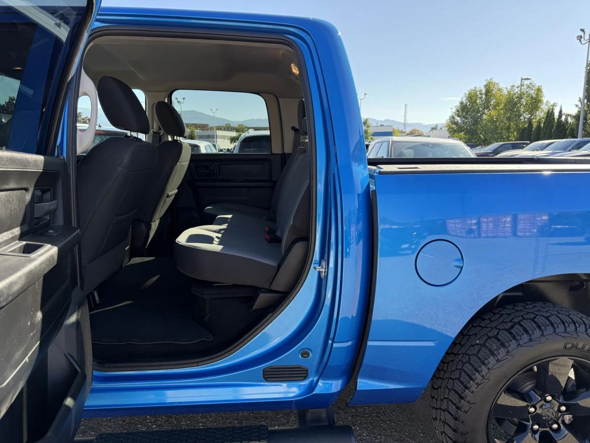 Used 2023 Blue RAM Express image 15