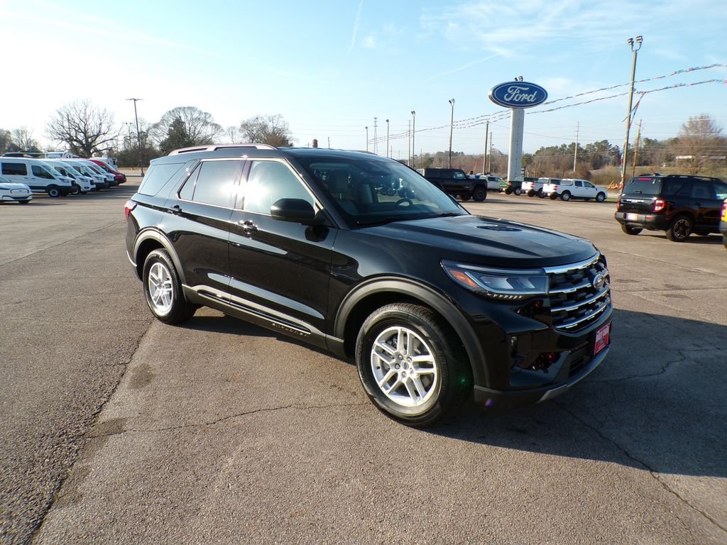 New 2026 Agate Black Metallic Ford Active image 3
