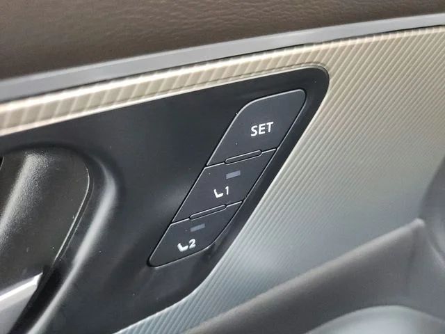 Used 2026 Gray Nissan Platinum image 21