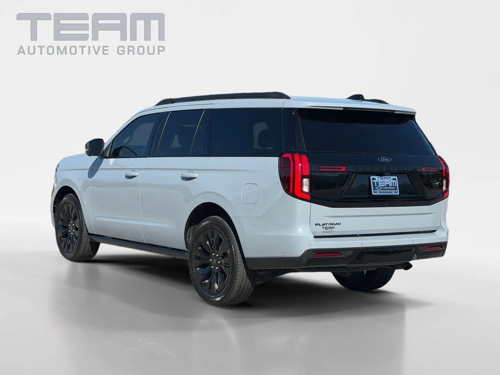 Used 2025 Gray Ford Platinum image 5