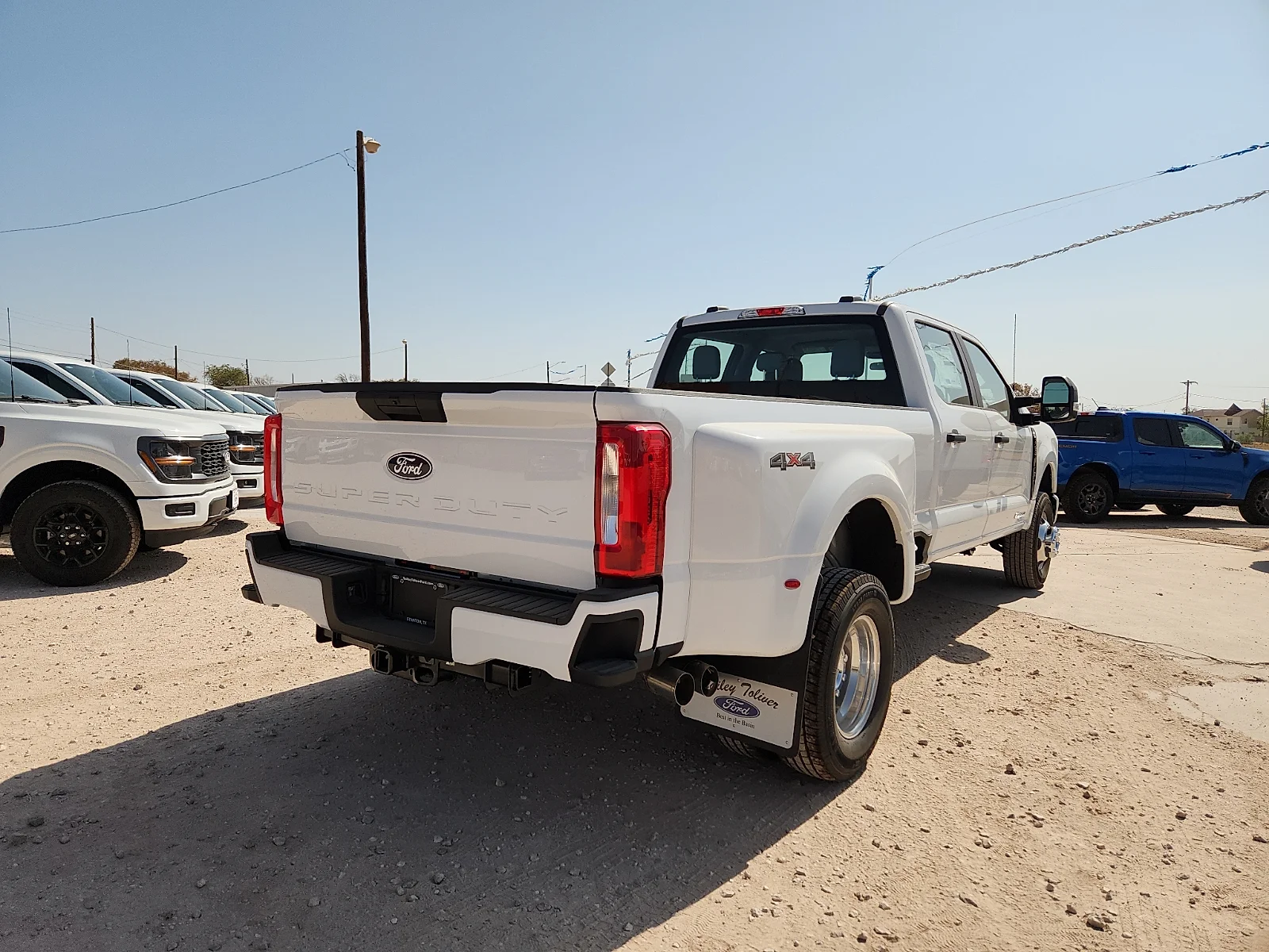 New 2027 Oxford White Ford XL image 7