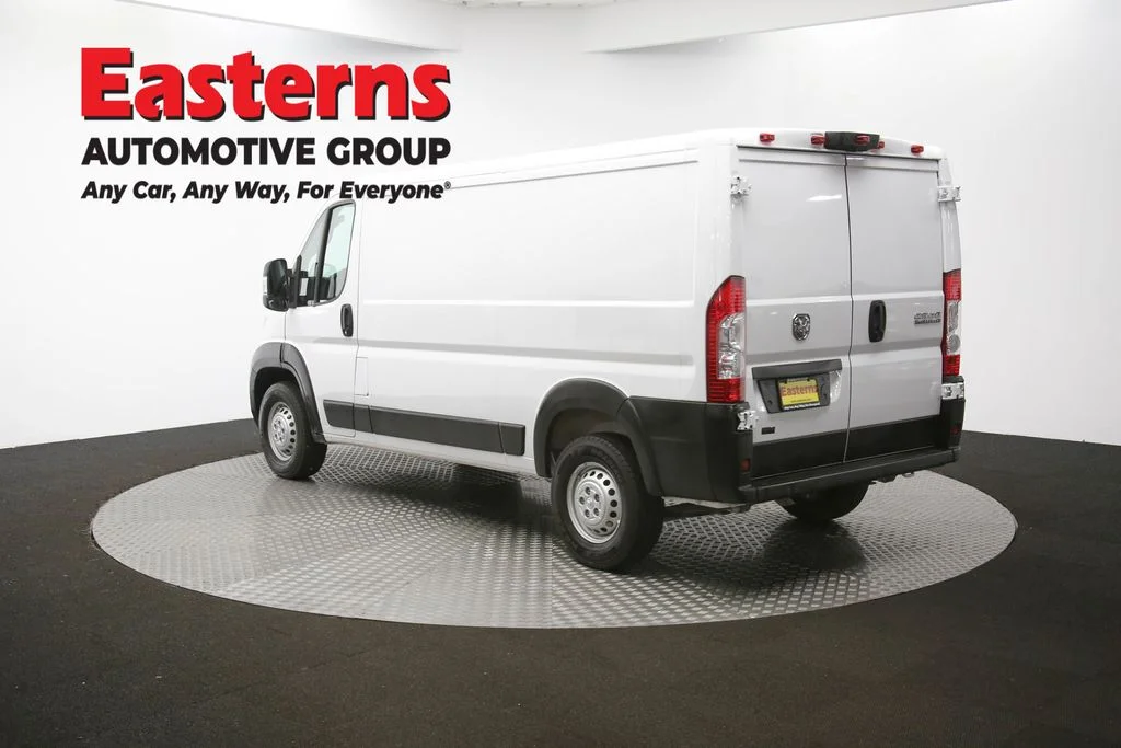 Used 2025 White Ram Base image 60