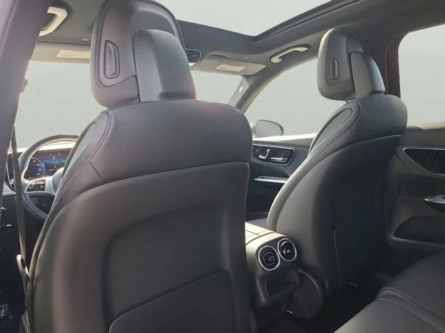 Used 2023 Gray Mercedes-Benz GLC 300 image 22