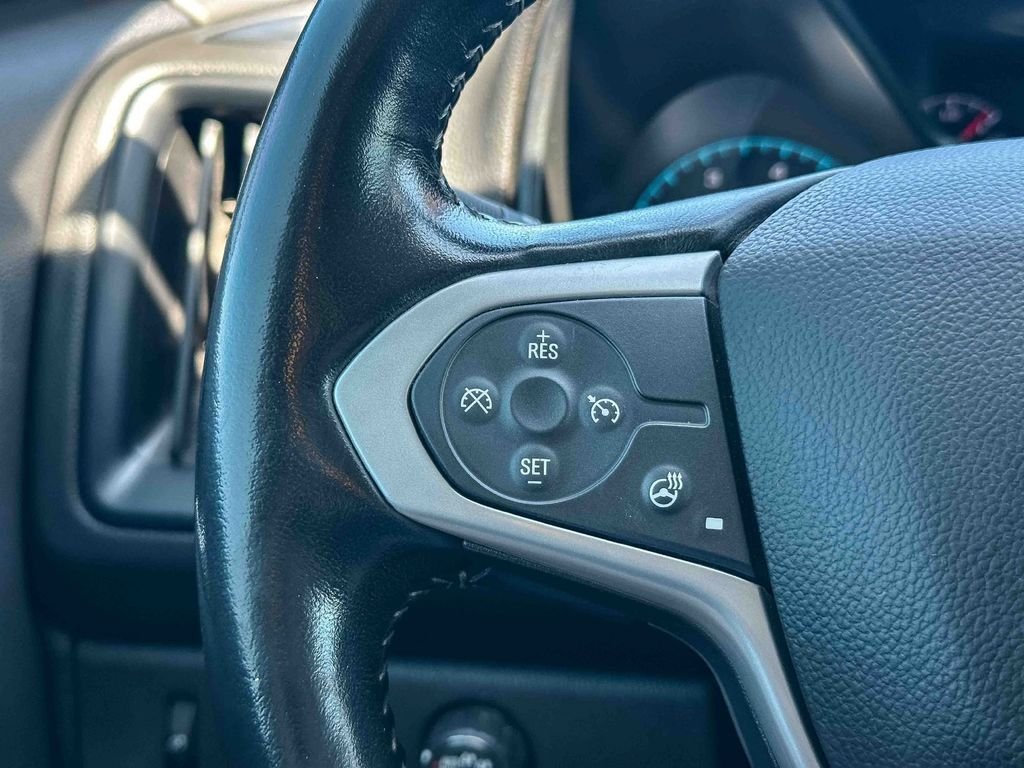 Used 2019 Silver Chevrolet ZR2 image 28
