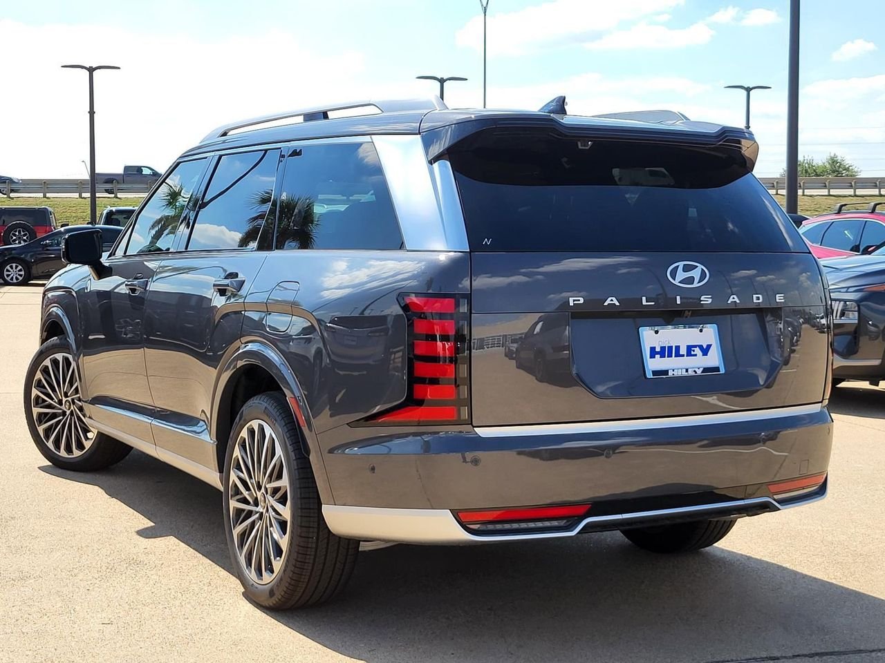 2026 Hyundai Palisade Calligraphy - Photo 3