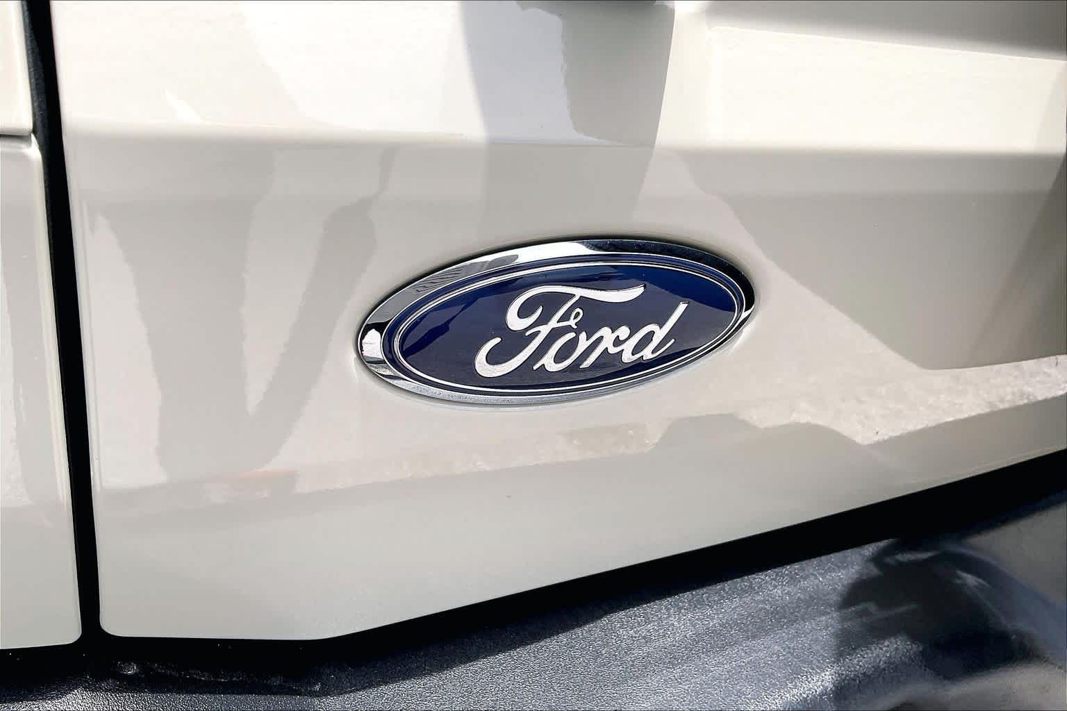 Used 2025 Desert Sand Ford Base image 29