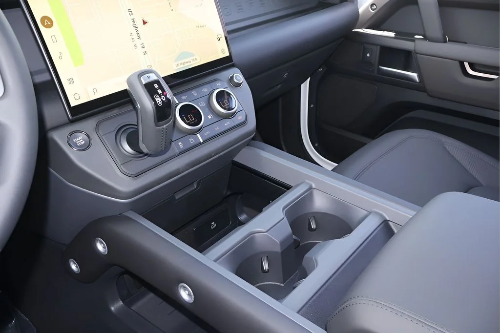New 2026 Fuji White Land Rover S image 26