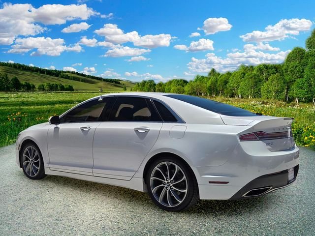 Certified Used 2019 White Lincoln Reserve image 4